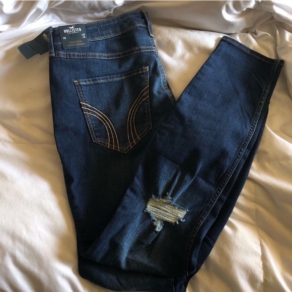 NWT Ripped Knee Dark Denim Jeans - Picture 5 of 6